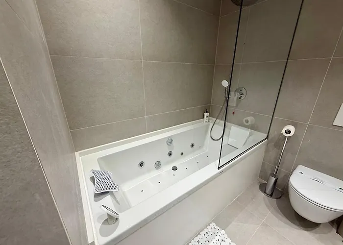 Center Sav Viridis Tirana